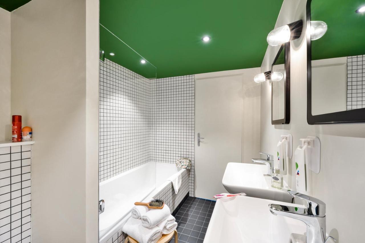 Ibis Styles Lyon Meyzieu Arena Stadium Exterior foto
